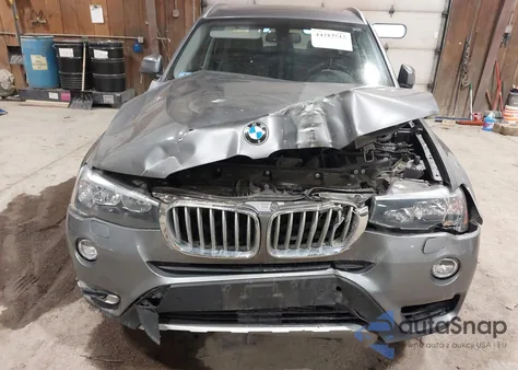 2016 BMW X3 xDrive28I z USA, uszkodzony, nr VIN 5UXWX9C59G0D93896
